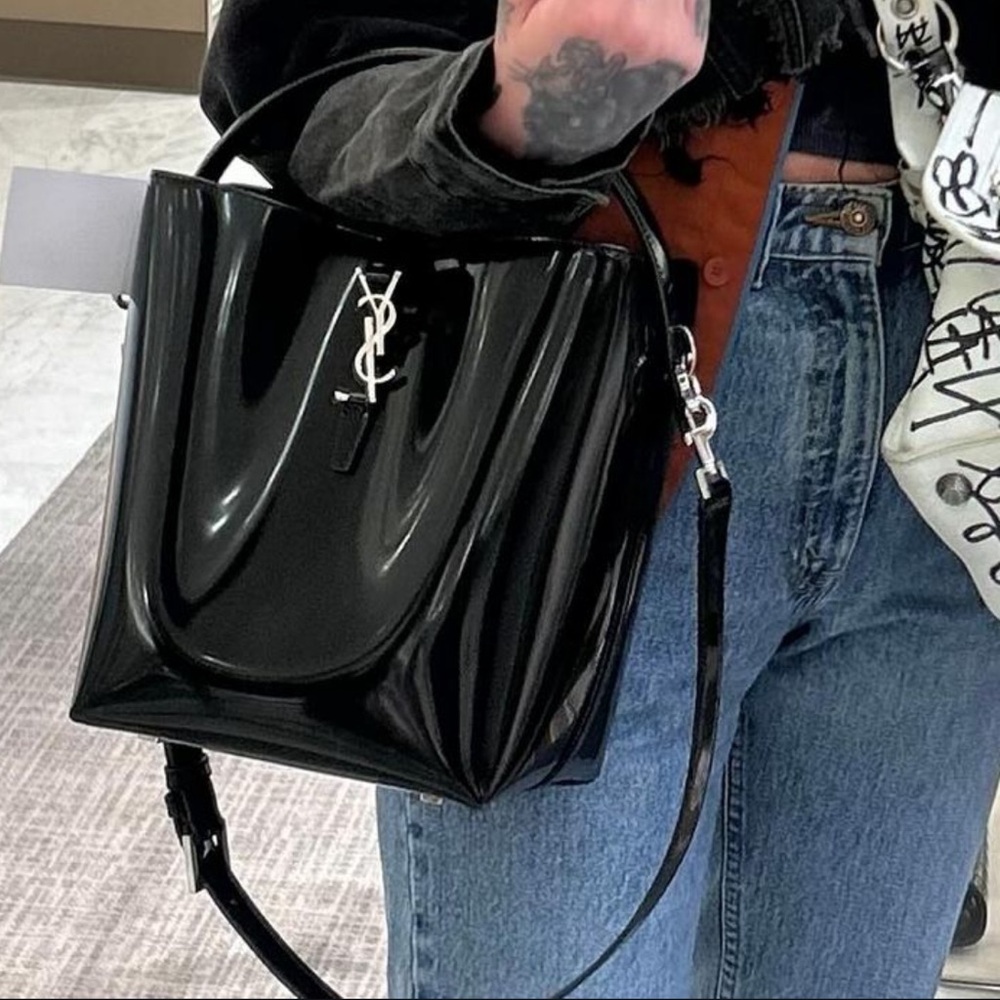 Ysl bucket bag